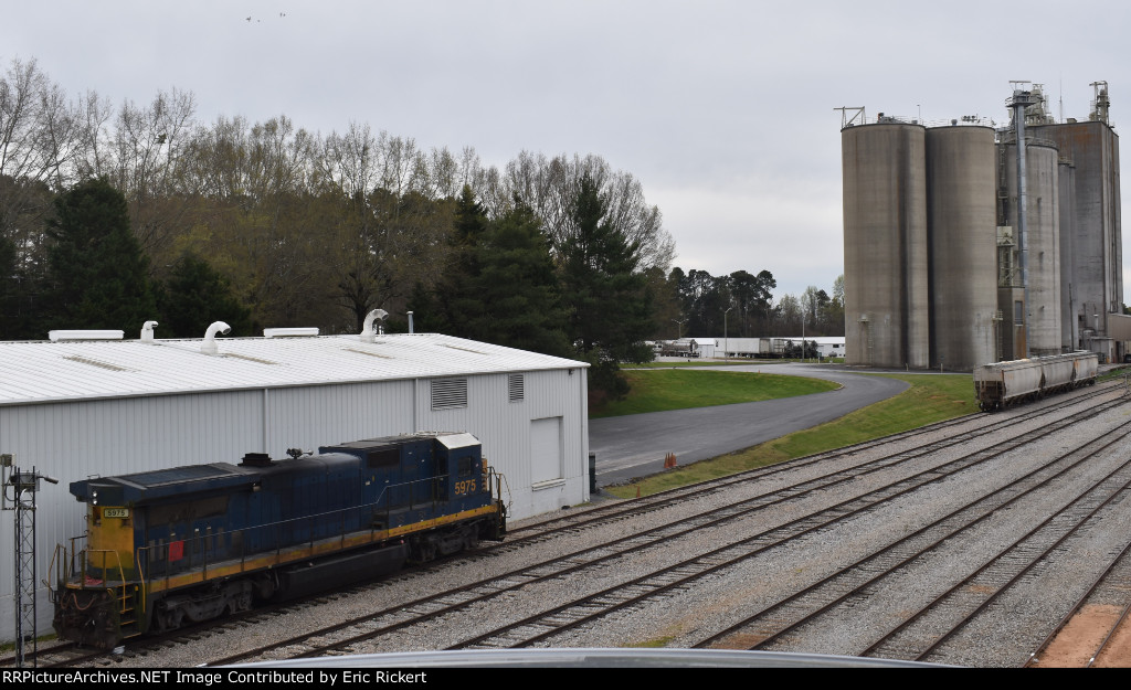 Fielddale Farms, ex CSX Dash 8